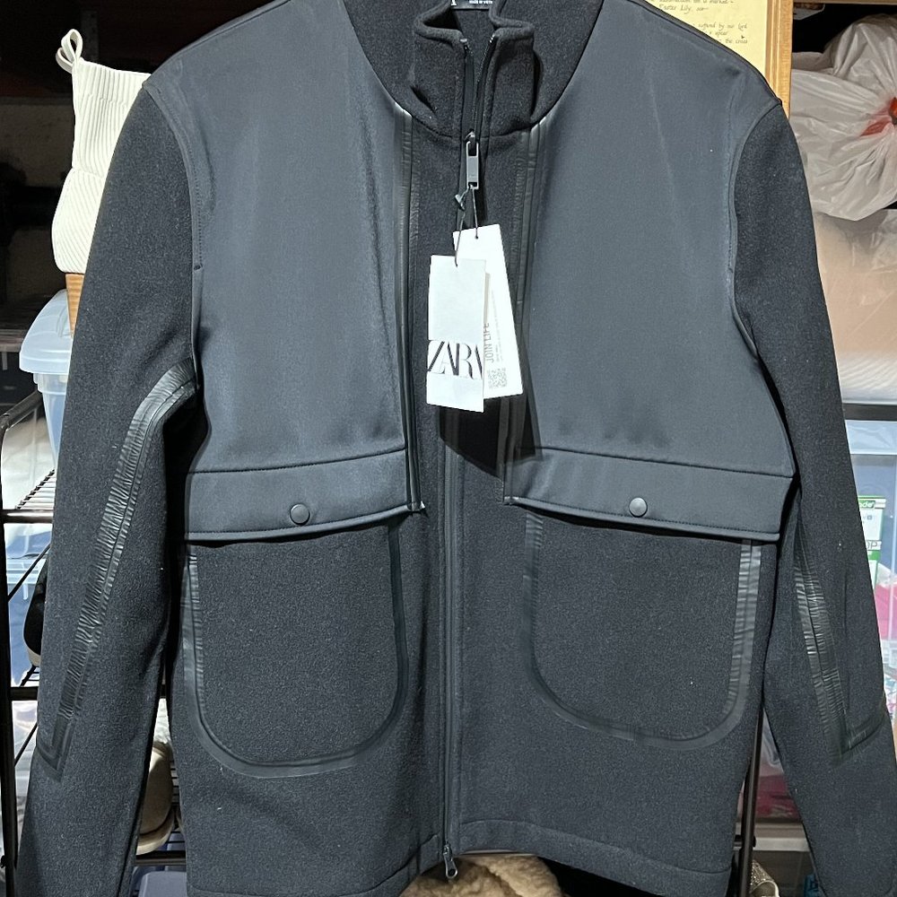 Zara Men's Jacket/Traveller/Gray-Black/Small-Medium